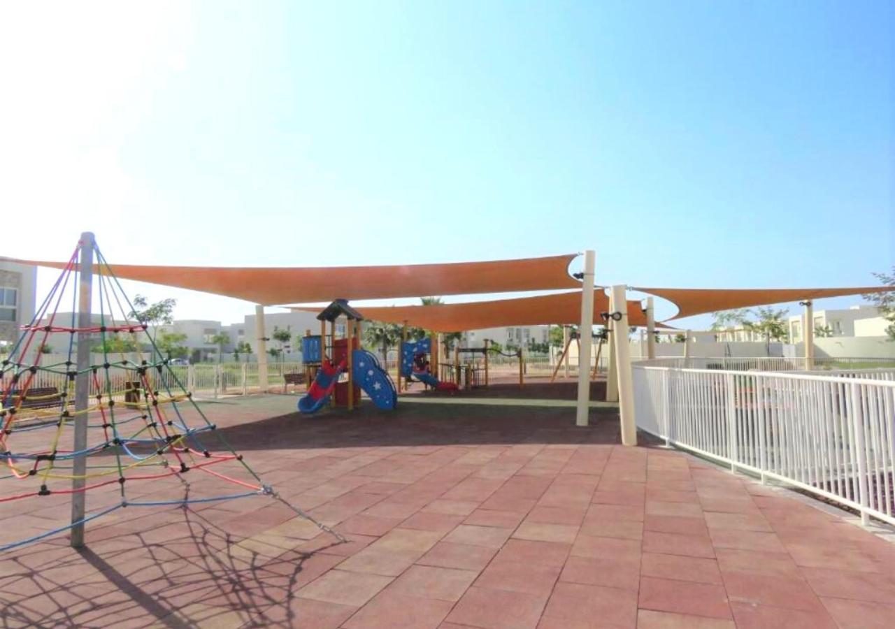 Holiday Home 3 Bedroom Seaview Ras al-Khaimah Exterior photo