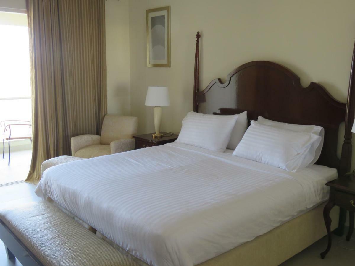Holiday Home 3 Bedroom Seaview Ras al-Khaimah Exterior photo
